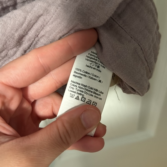 Madewell button front 100% cotton top - Picture 3 of 3